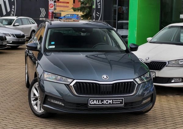 Skoda Octavia cena 88999 przebieg: 95745, rok produkcji 2020 z Darłowo małe 352